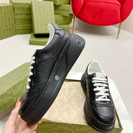 GG EMBOSSED TRAINER BLACK CALFSKIN