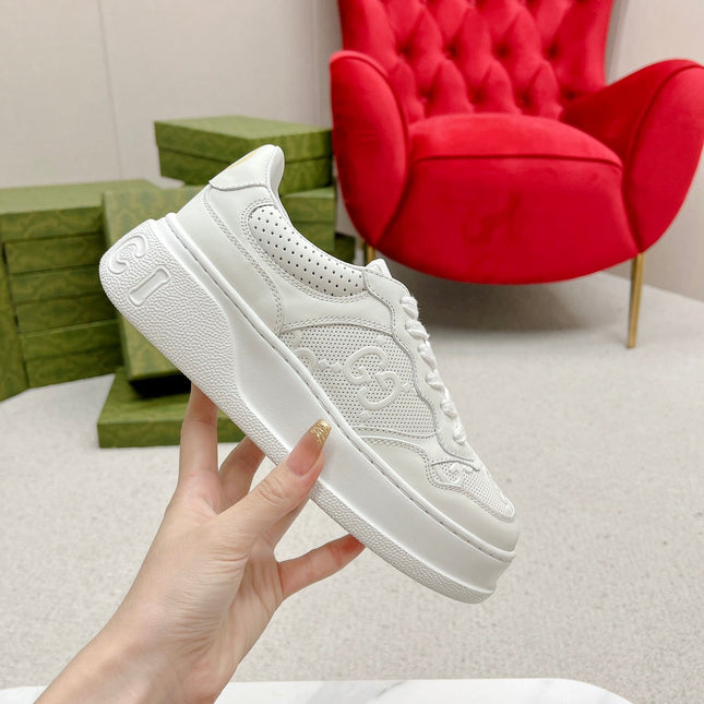 GG EMBOSSED TRAINER WHITE CALFSKIN