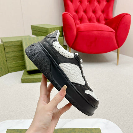 GG EMBOSSED TRAINER BLACK AND WHITE CALFSKIN