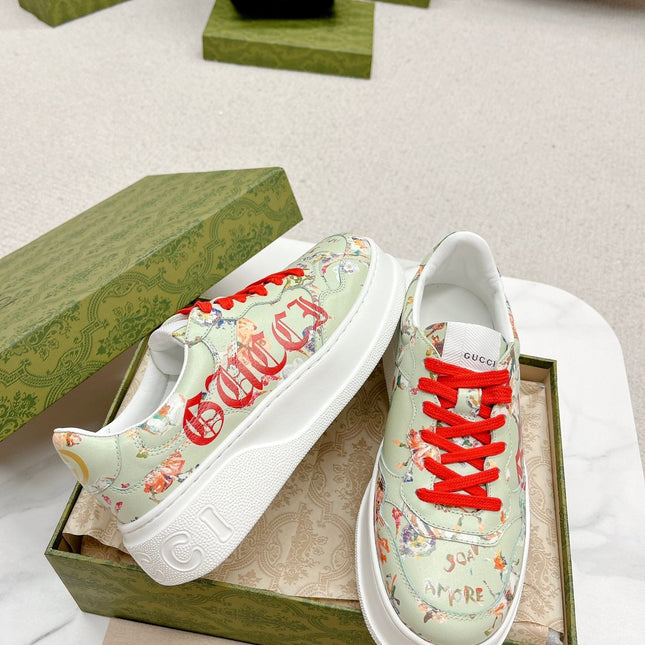GG TRAINER SAGE CALFSKIN WITH FLOWERS PATTERN