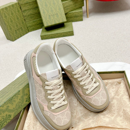 GG TRAINER LIGHT GRAY AND TORTILLA CALFSKIN