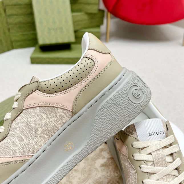 GG TRAINER LIGHT GRAY AND TORTILLA CALFSKIN