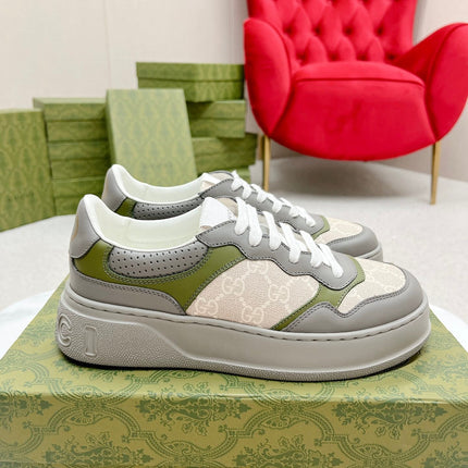 GG TRAINER GRAY AND CREAMY WHITE CALFSKIN
