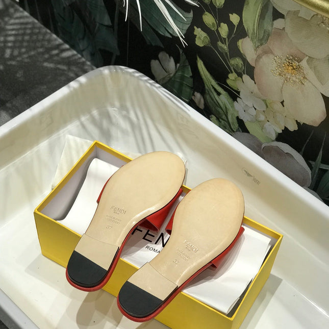 FENDI BAGUETTE SLIDES IN CHERRY RED LAMBSKIN