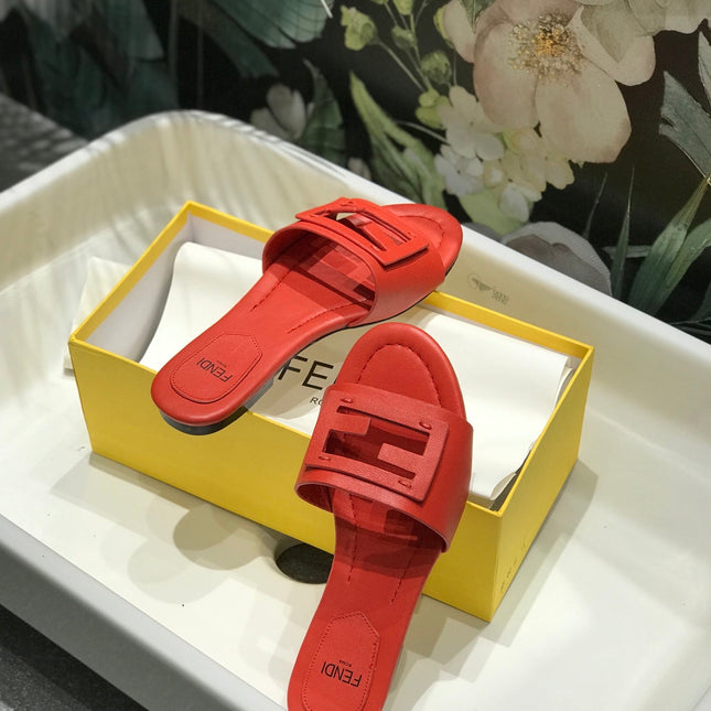 FENDI BAGUETTE SLIDES IN CHERRY RED LAMBSKIN