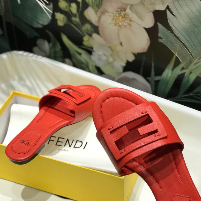 FENDI BAGUETTE SLIDES IN CHERRY RED LAMBSKIN