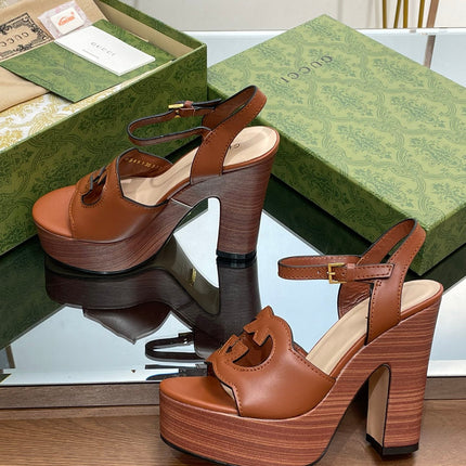 GG 120 INTERLOCKING G SANDAL CARAMEL CALFSKIN