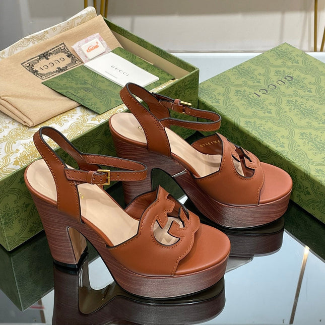 GG 120 INTERLOCKING G SANDAL CARAMEL CALFSKIN