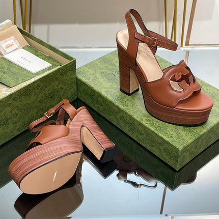 GG 120 INTERLOCKING G SANDAL CARAMEL CALFSKIN