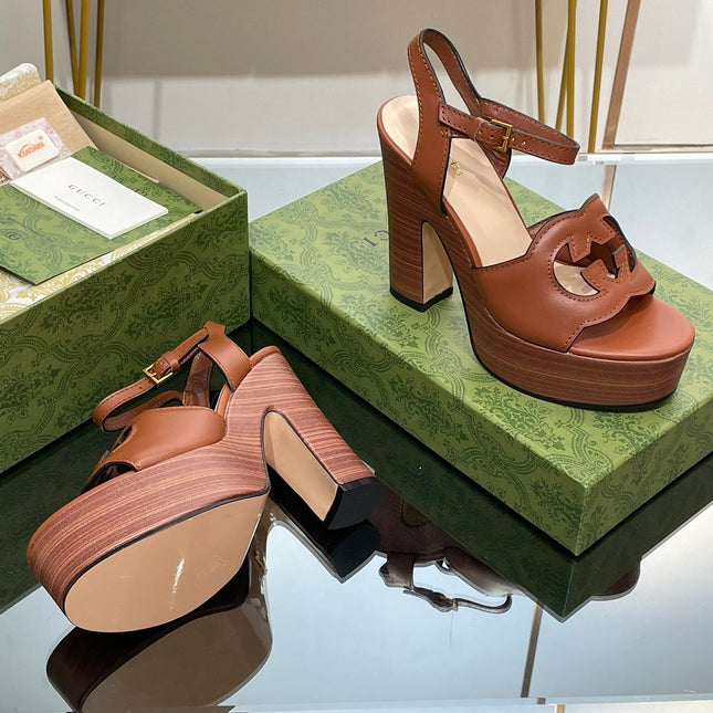 GG 120 INTERLOCKING G SANDAL CARAMEL CALFSKIN