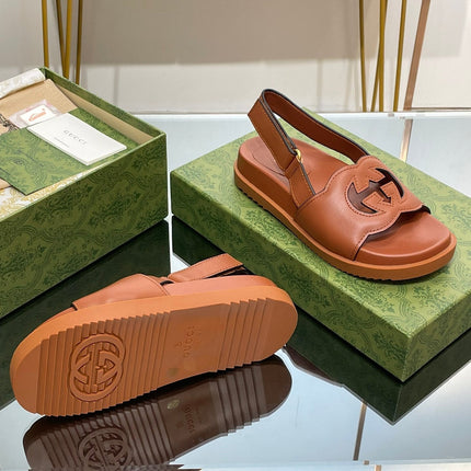 GG INTERLOCKING G CUT OUT SANDAL CARAMEL LAMBSKIN