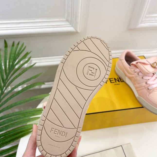 FENDI TRAINER SNEAKER IN LIGHT PINK LAMBSKIN