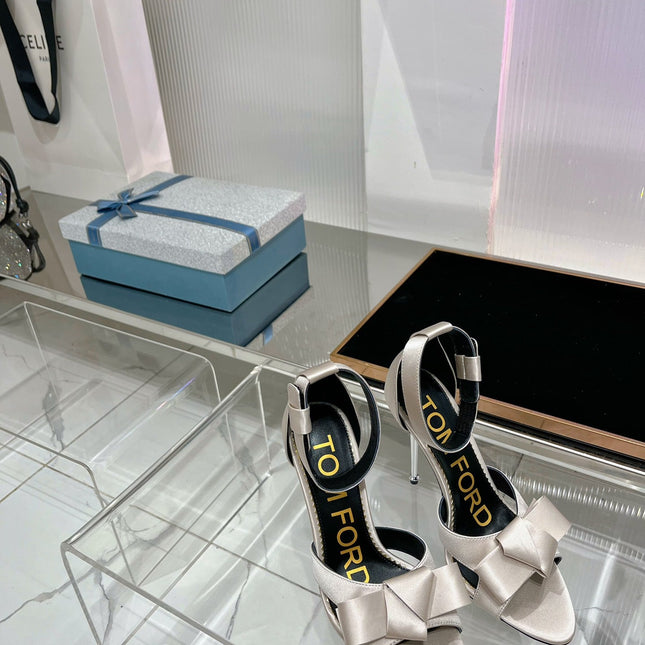 HIGH HEELS 11 CM IN GRAY PASTEL PURE SILK AND LAMBSKIN