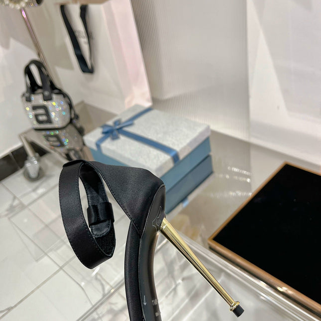 HIGH HEELS 11 CM IN BLACK PURE SILK AND LAMBSKIN