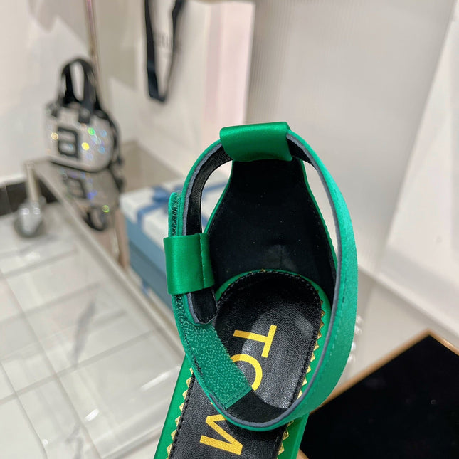 HIGH HEELS 11 CM IN COOL GREEN PURE SILK AND LAMBSKIN