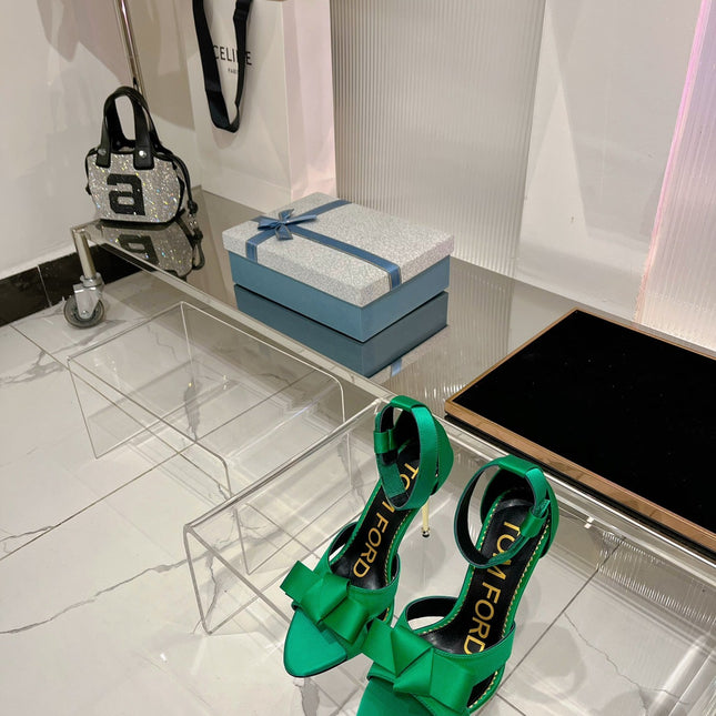 HIGH HEELS 11 CM IN COOL GREEN PURE SILK AND LAMBSKIN