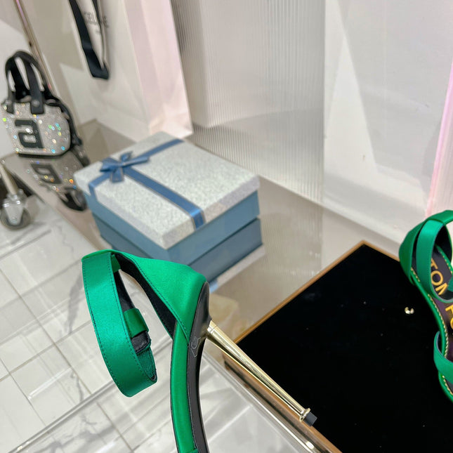 HIGH HEELS 11 CM IN COOL GREEN PURE SILK AND LAMBSKIN