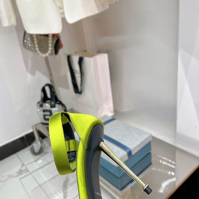 HIGH HEELS 11 CM IN PEAR GREEN PURE SILK AND LAMBSKIN