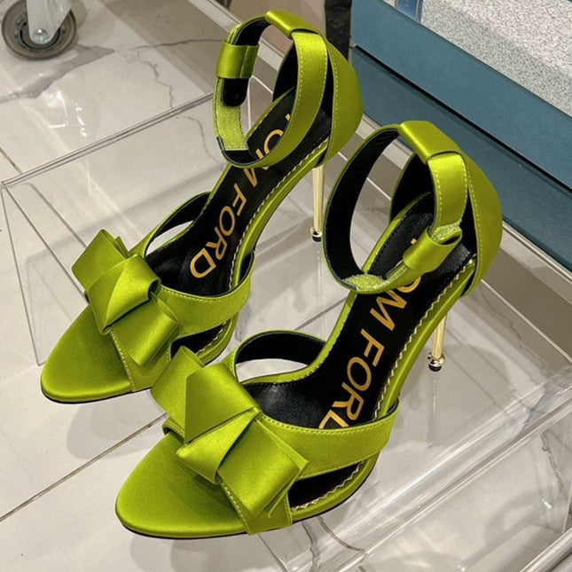 HIGH HEELS 11 CM IN PEAR GREEN PURE SILK AND LAMBSKIN