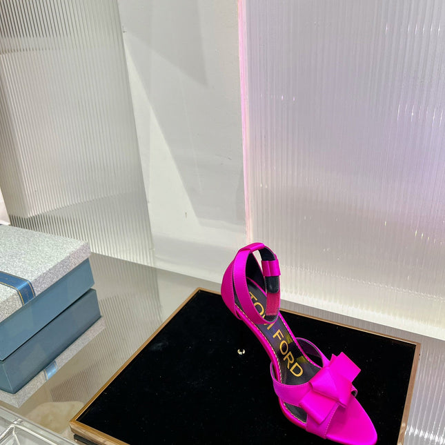 HIGH HEELS 11 CM IN BRIGHT PINK PURE SILK AND LAMBSKIN