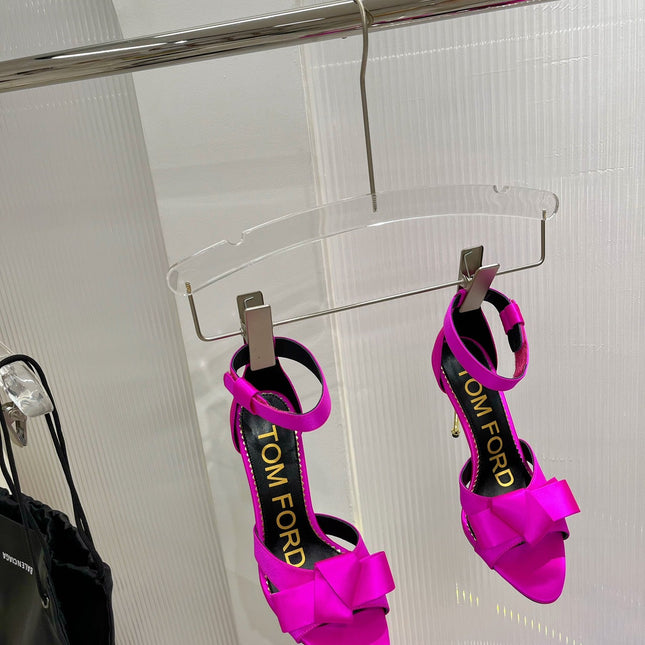 HIGH HEELS 11 CM IN BRIGHT PINK PURE SILK AND LAMBSKIN