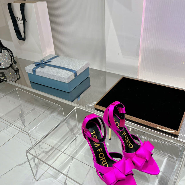 HIGH HEELS 11 CM IN BRIGHT PINK PURE SILK AND LAMBSKIN