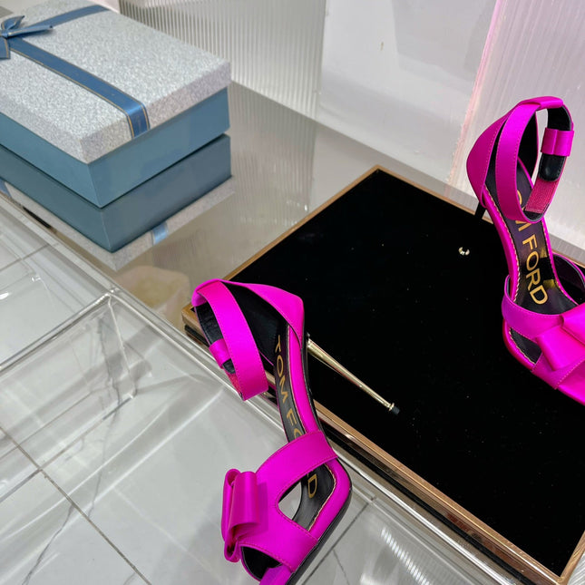 HIGH HEELS 11 CM IN BRIGHT PINK PURE SILK AND LAMBSKIN