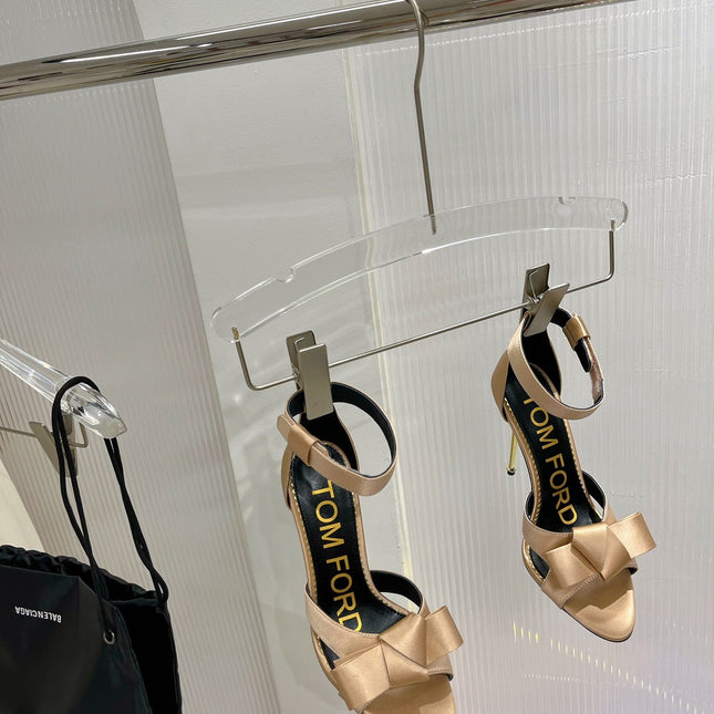 HIGH HEELS 11 CM IN FAWN GOLD PURE SILK AND LAMBSKIN