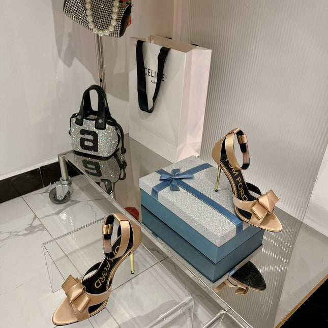 HIGH HEELS 11 CM IN FAWN GOLD PURE SILK AND LAMBSKIN