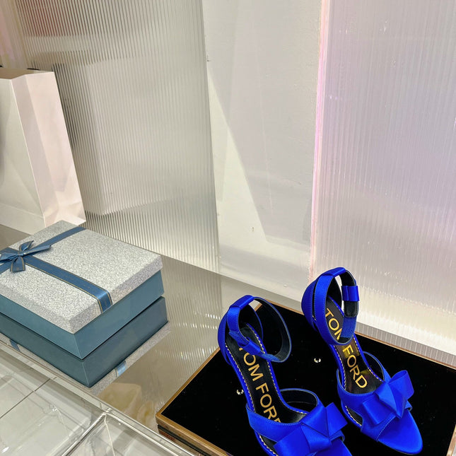 HIGH HEELS 11 CM IN COBALT BLUE PURE SILK AND LAMBSKIN