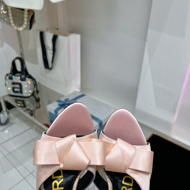 HIGH HEELS 11 CM IN PEACH PINK PURE SILK AND LAMBSKIN