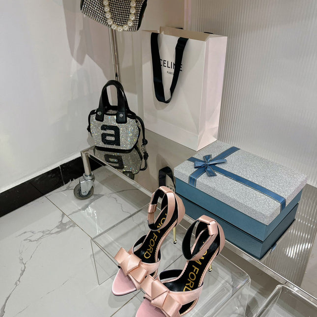 HIGH HEELS 11 CM IN PEACH PINK PURE SILK AND LAMBSKIN