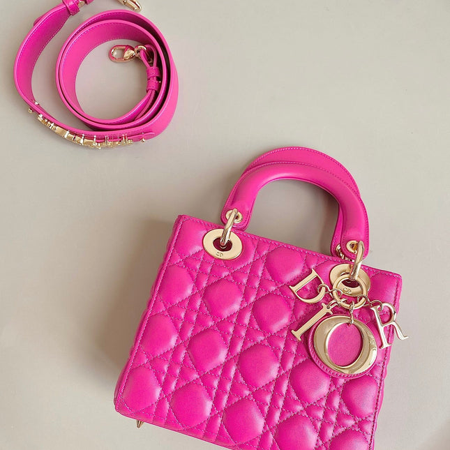 MEDIUM LADY 20 HANDBAG IN HOT PINK LAMBSKIN