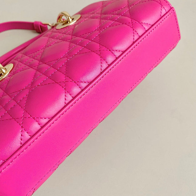 D-JOY BAG 22 IN HOT PINK LAMBSKIN