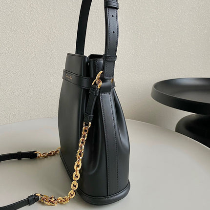 MEDIUM C'EST 24 IN BLACK CD-EMBOSSED CALFSKIN