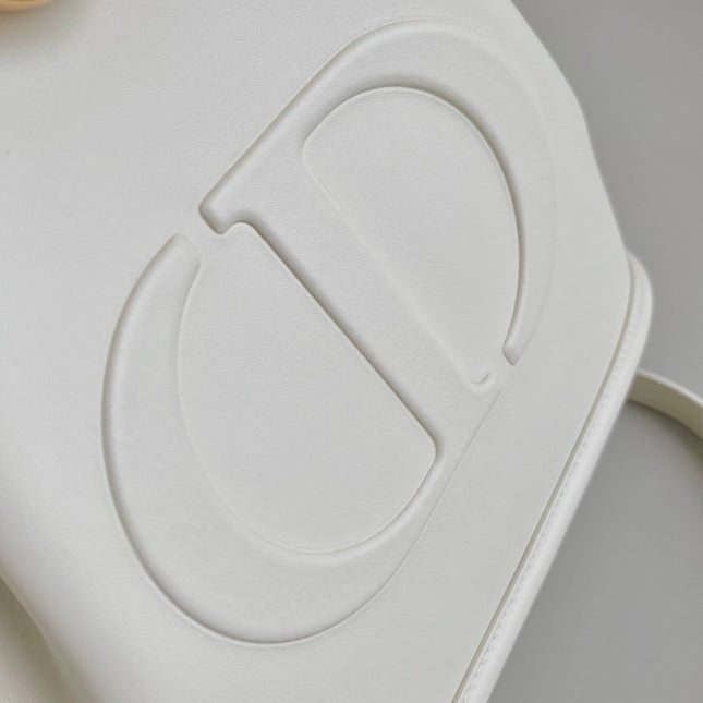 MEDIUM C'EST 24 IN WHITE CD-EMBOSSED CALFSKIN