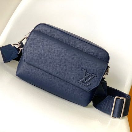 LV 25S FASTLINE MESSENGER BAG 23 IN DARK BLUE CALFSKIN