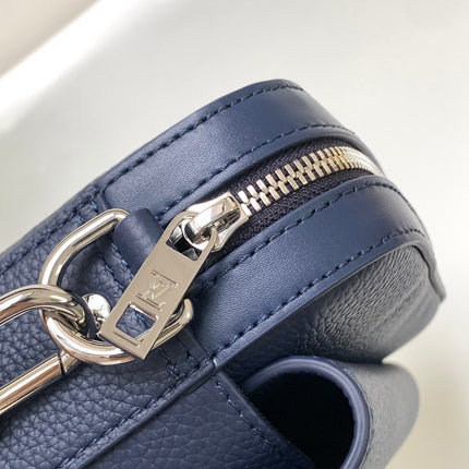 LV 25S FASTLINE MESSENGER BAG 23 IN DARK BLUE CALFSKIN