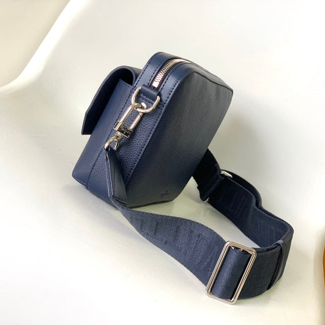LV 25S FASTLINE MESSENGER BAG 23 IN DARK BLUE CALFSKIN