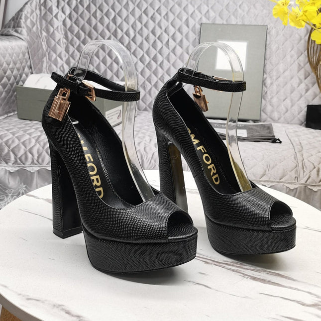 PADLOCK PLATFORM PEEP TOE PUMP 14 CM IN BLACK GRAINED CALFSKIN