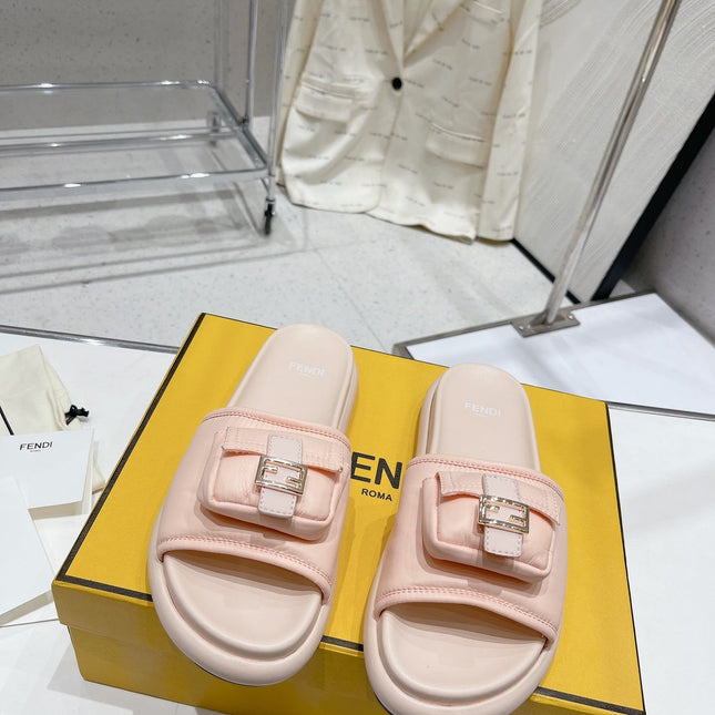 FENDI BAGUETTE SLIPPERS IN PASTEL PINK LAMBSKIN WITH GOLD HARDWARE