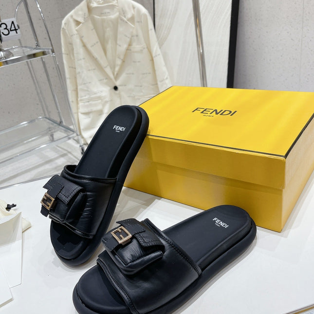 FENDI BAGUETTE SLIPPERS IN BLACK LAMBSKIN WITH GOLD HARDWARE