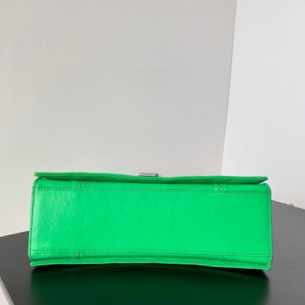 CRUSH CHAINED BAG 32 IN GREEN QUILTED CRUSHED CALFSKIN SILVER HARDWARE