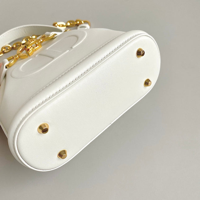 SMALL C'EST 18 IN WHITE CD-EMBOSSED CALFSKIN