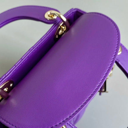 LADY 17 IN VIOLET PURPLE LAMBSKIN WITH CANNAGE PATTERN