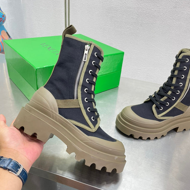 RIBBON BOMBER LACE-UP BOOTS IN BLACK MIX OLIVE GREEN CANVAS