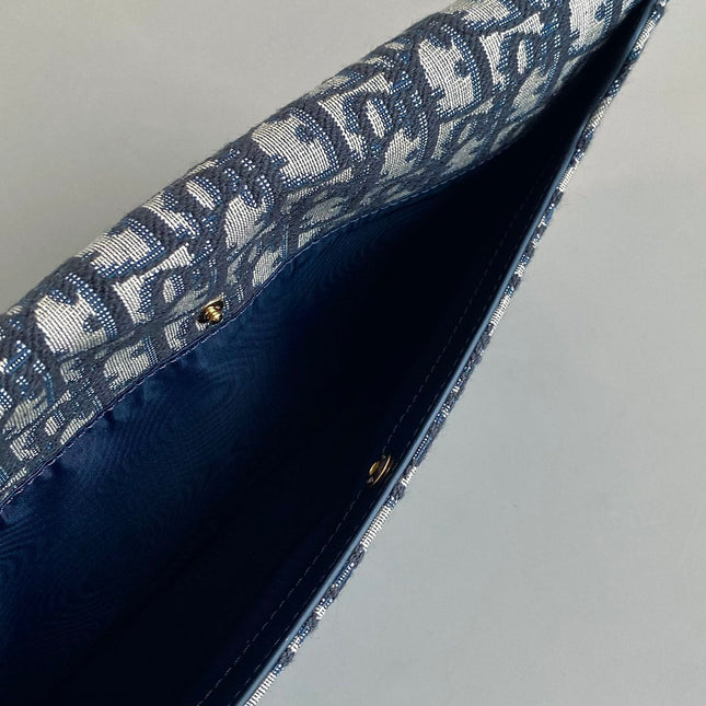 CD 30 CLUTCH BAG IN BLUE OBLIQUE JACQUARD