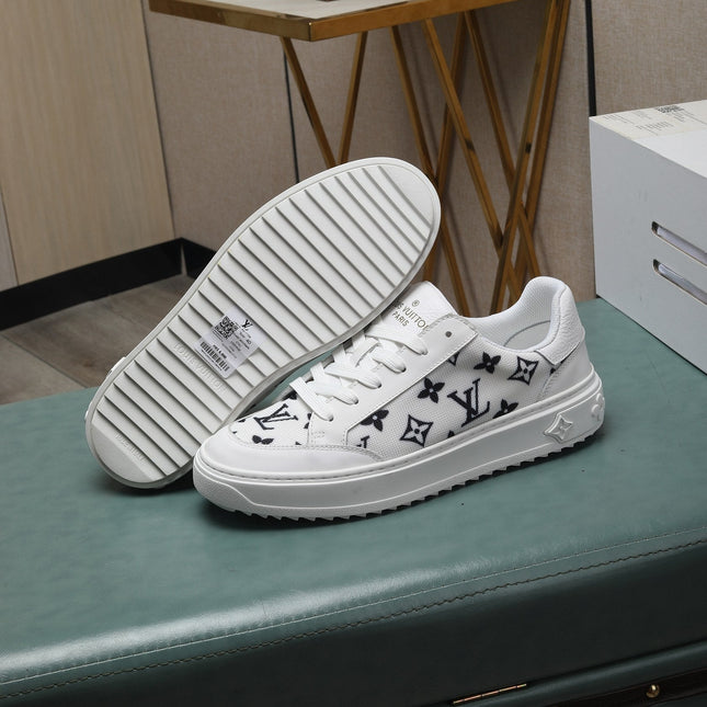 LV TRAINERS IN WHITE CALFSKIN AND MONOGRAM CANVAS