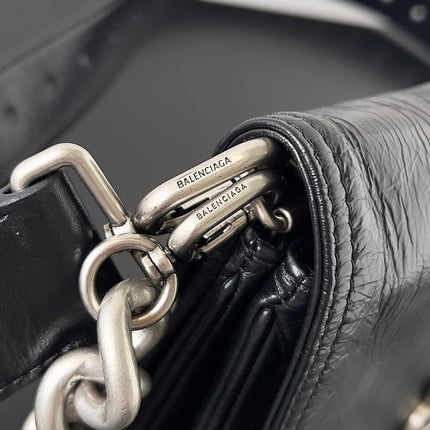 BB SOFT FLAP BAG 25 IN BLACK PEACH CALFSKIN SILVER HARDWARE