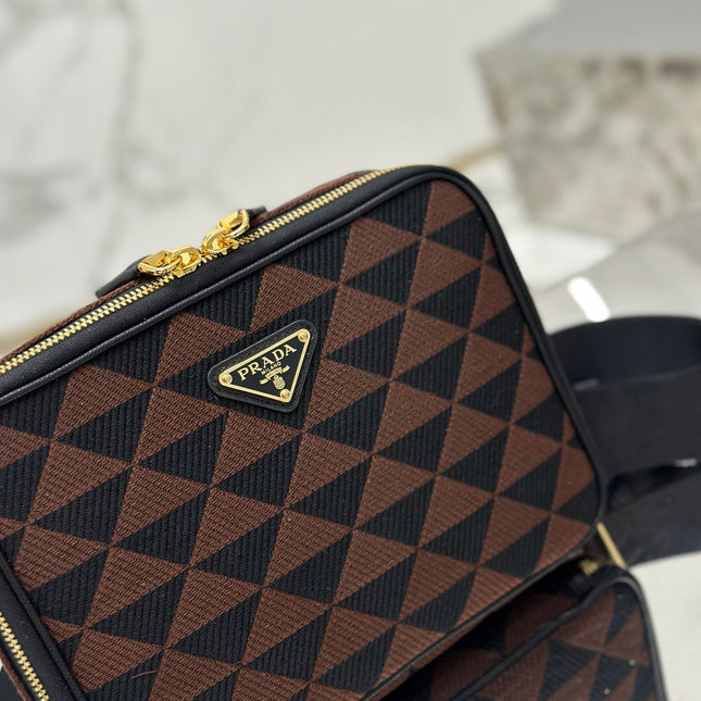 MESSENGER BAG 22 IN BLACK AND BROWN EMBROIDERED FABRIC GOLD HARDWARE